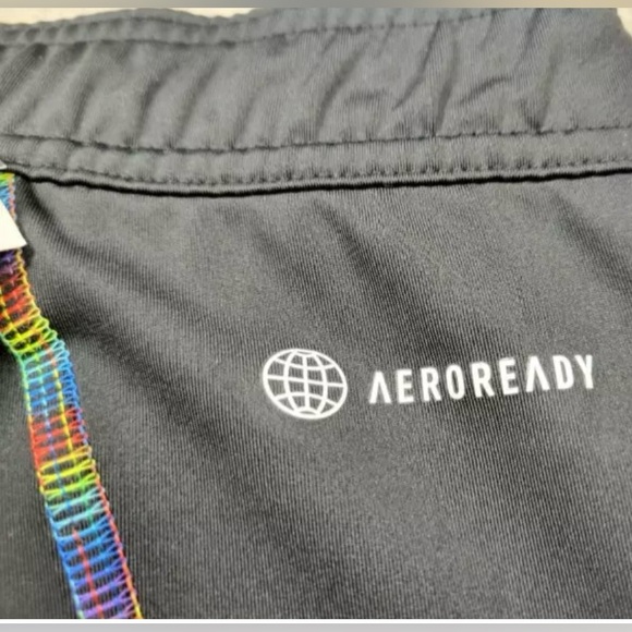 NWOT Men’s Adidas Tiro 23 Pro Soccer Track Pants with Rainbow Stripes size L - Picture 8 of 9